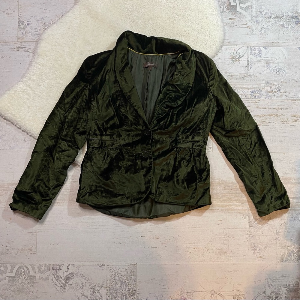 Jessica Dark Green Velvet Blazer